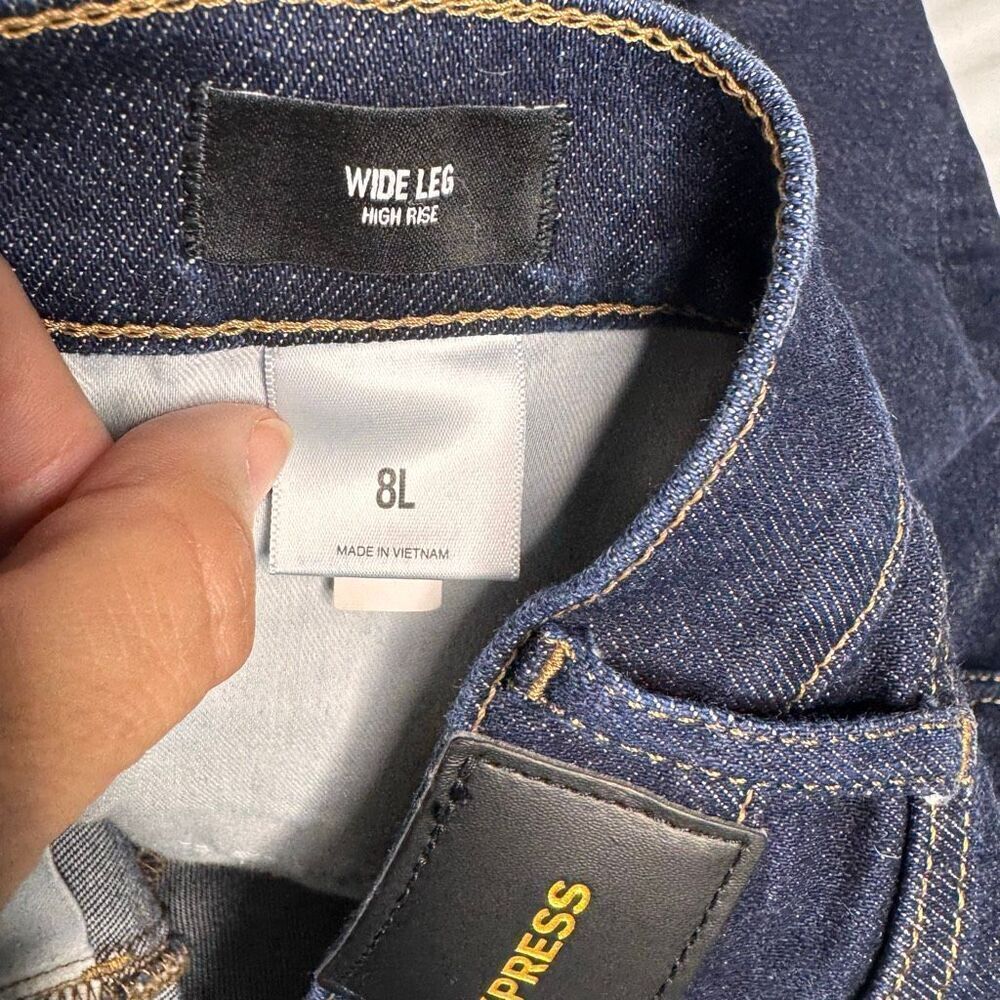 Express dark wash wide leg high rise jeans size 8 long - Picture 11 of 11